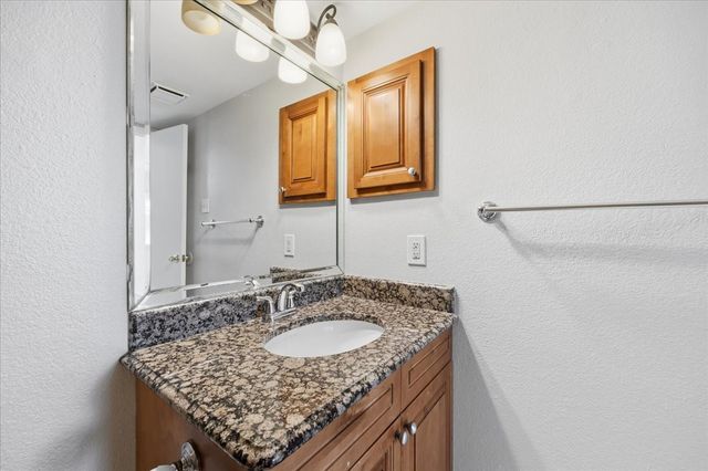 5668 Cedar Creek Drive, Benbrook, TX 76109