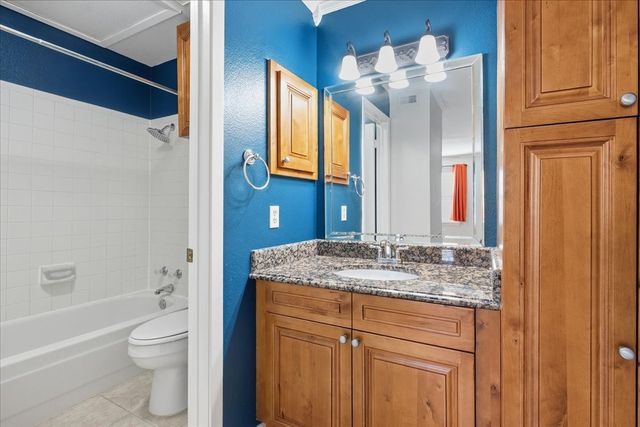 5668 Cedar Creek Drive, Benbrook, TX 76109