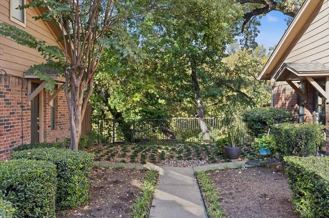 5668 Cedar Creek Drive, Benbrook, TX 76109