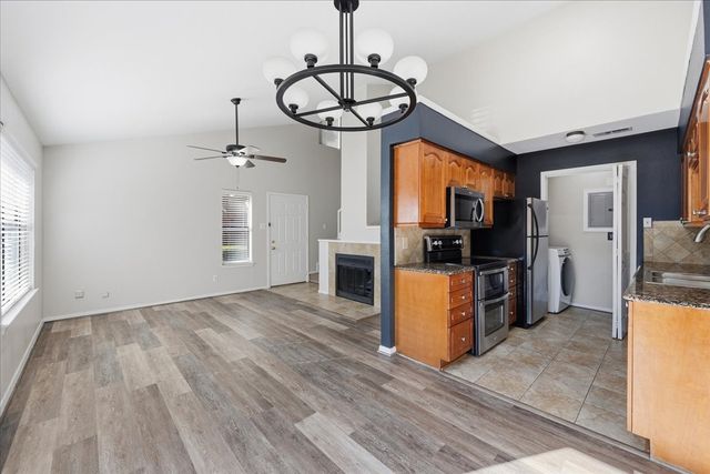 5668 Cedar Creek Drive, Benbrook, TX 76109