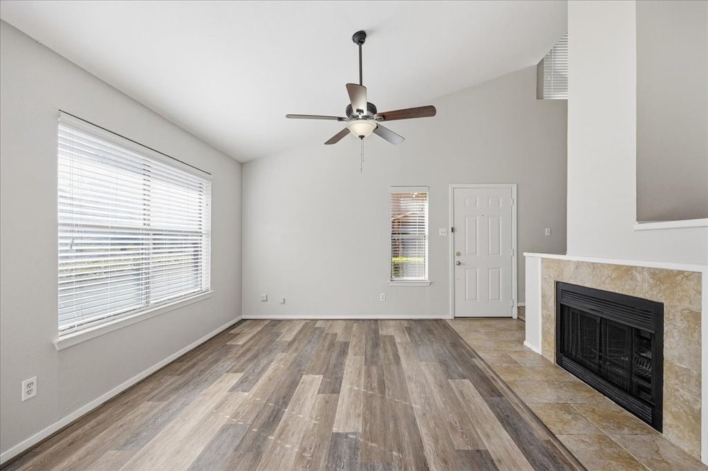 5668 Cedar Creek Drive, Benbrook, TX 76109