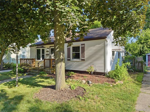 1815 Barrett Avenue, Royal Oak, MI 48067
