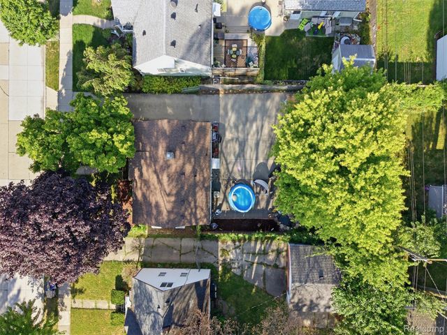 1815 Barrett Avenue, Royal Oak, MI 48067