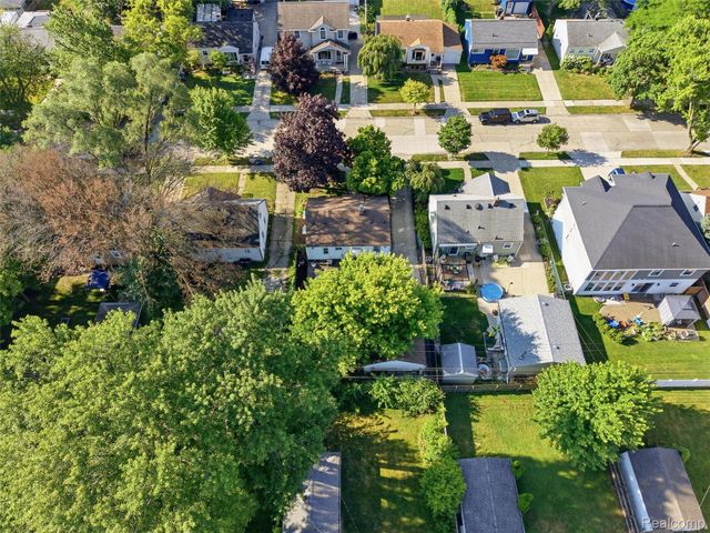 1815 Barrett Avenue, Royal Oak, MI 48067