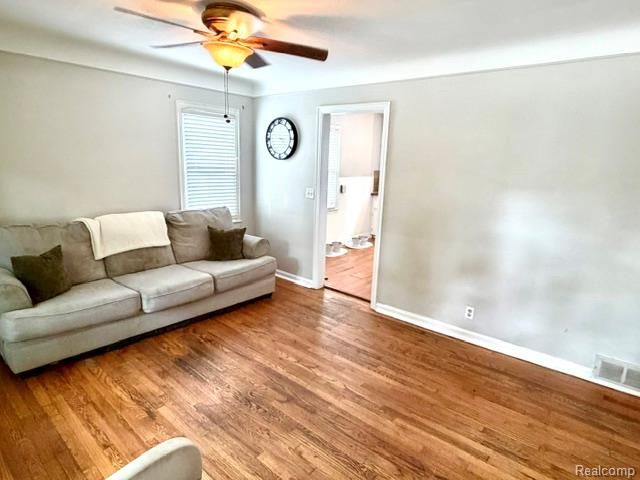 1815 Barrett Avenue, Royal Oak, MI 48067