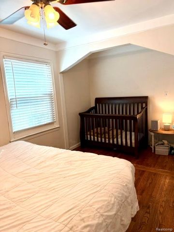 1815 Barrett Avenue, Royal Oak, MI 48067