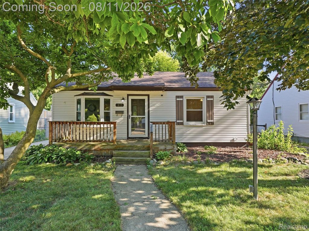 1815 Barrett Avenue, Royal Oak, MI 48067