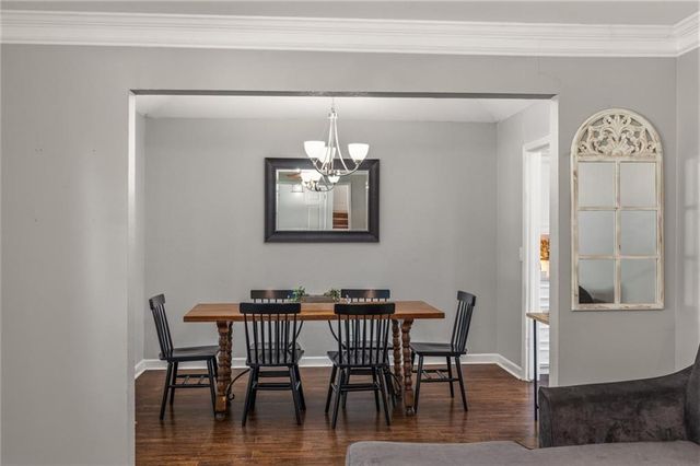 12819 Cambridge Avenue, Grandview, MO 64030