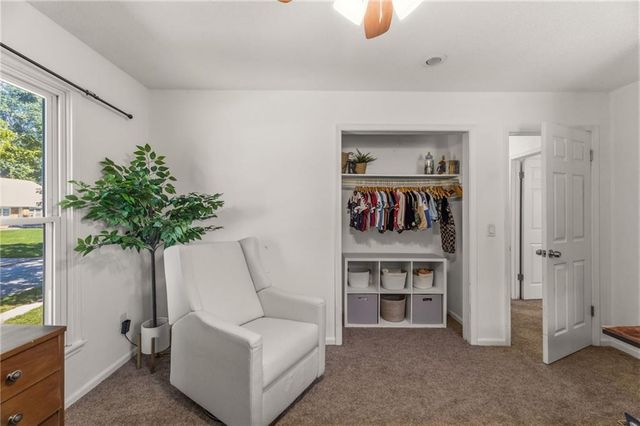 12819 Cambridge Avenue, Grandview, MO 64030