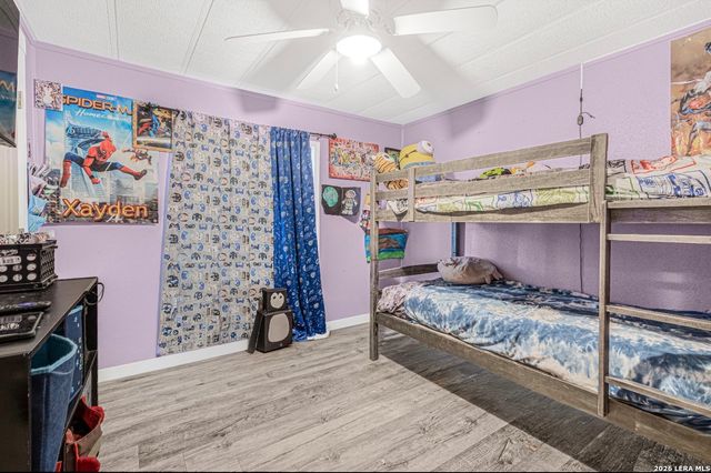 213 BANDERA DR, Bandera, TX 78003