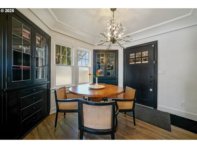 1515 19TH St Ne, Salem, OR 97301