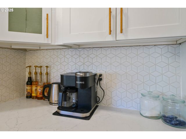 1515 19TH St Ne, Salem, OR 97301