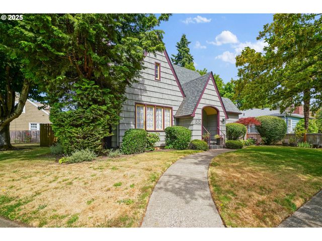 1515 19TH St Ne, Salem, OR 97301