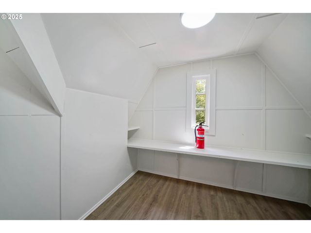 1515 19TH St Ne, Salem, OR 97301