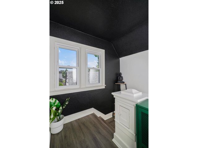 1515 19TH St Ne, Salem, OR 97301