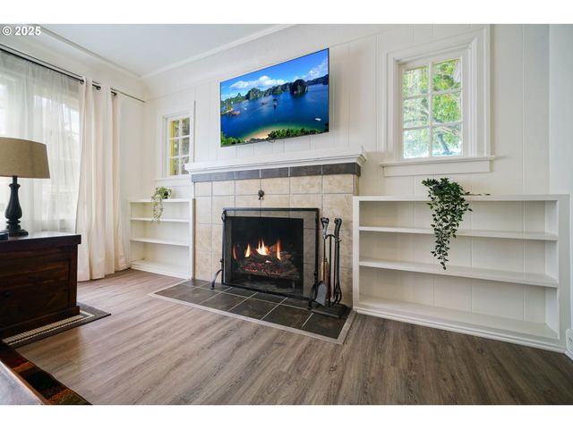 1515 19TH St Ne, Salem, OR 97301