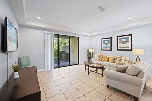 8091 BROOKSVILLE DRIVE, Davenport, FL 33896