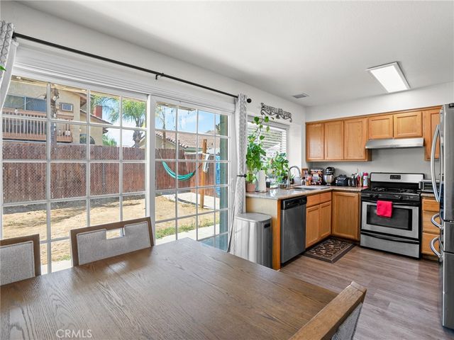 137 Elmtree, Perris, CA 92571
