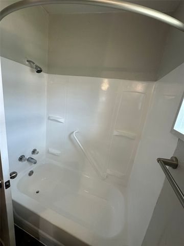 307 Rose Street 311-A, Arlington, TX 76010