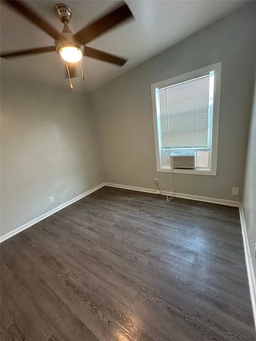 307 Rose Street 311-A, Arlington, TX 76010