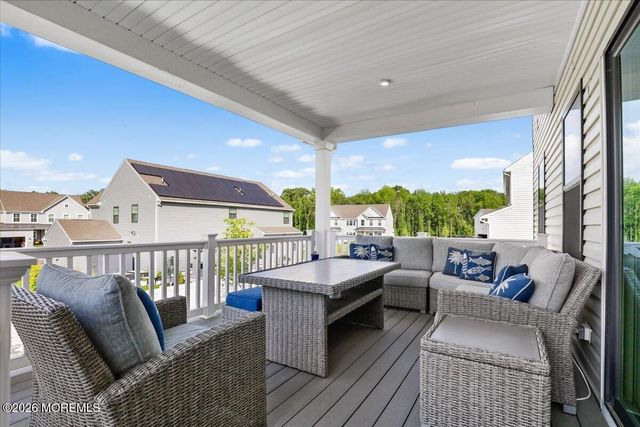 7 Patriot Street, Farmingdale, NJ 07727