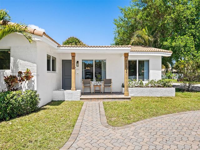 1203 Lincoln St, Hollywood, FL 33019
