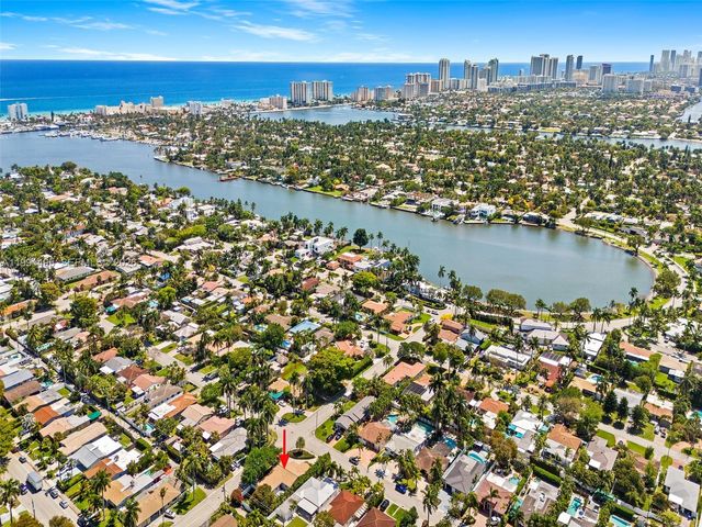 1203 Lincoln St, Hollywood, FL 33019