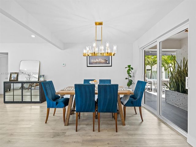 1203 Lincoln St, Hollywood, FL 33019