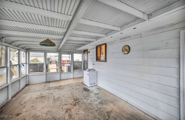 4124 Leavitt Road, Lorain, OH 44053