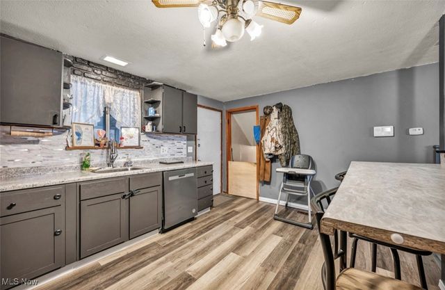 4124 Leavitt Road, Lorain, OH 44053