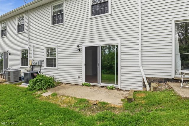 1771 Rolling Hills Drive D, Twinsburg, OH 44087