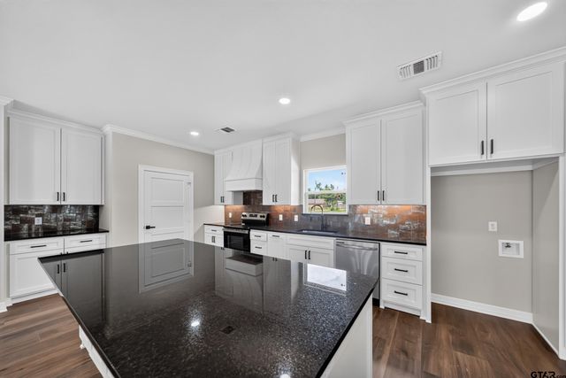 17814 County Road 285, Arp, TX 75750