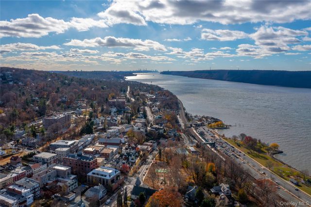 156 Palisade Street A, Dobbs Ferry, NY 10522