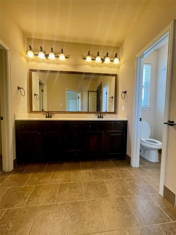 5047 Venecia Way, Grand Prairie, TX 75052