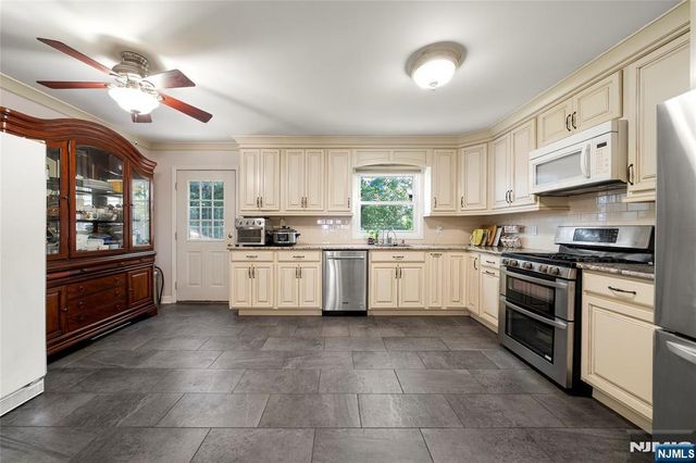 693 Probst Avenue A, Fairview, NJ 07022
