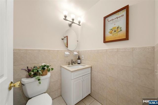 693 Probst Avenue A, Fairview, NJ 07022