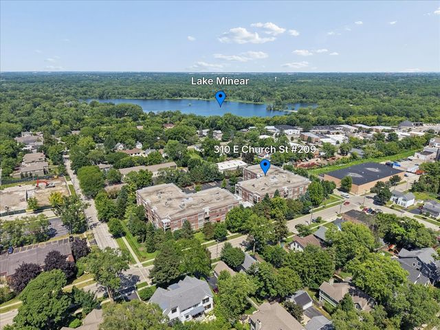 310 E Church Avenue 209, Libertyville, IL 60048