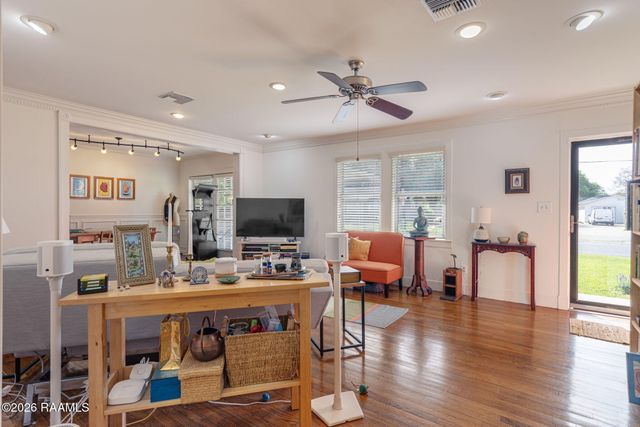 706 Harding Street, Lafayette, LA 70503