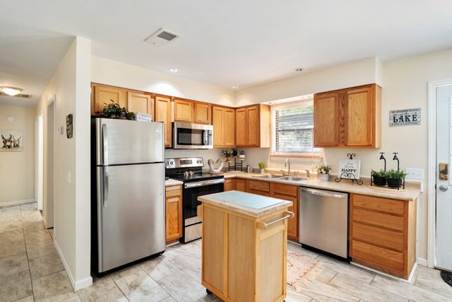 116 E Beachwood Loop, Trinidad, TX 75163