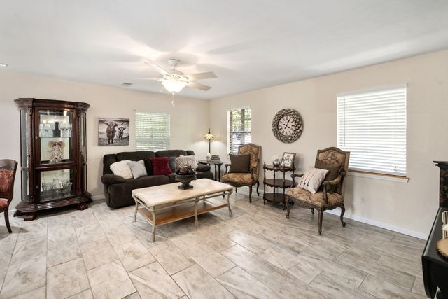 116 E Beachwood Loop, Trinidad, TX 75163