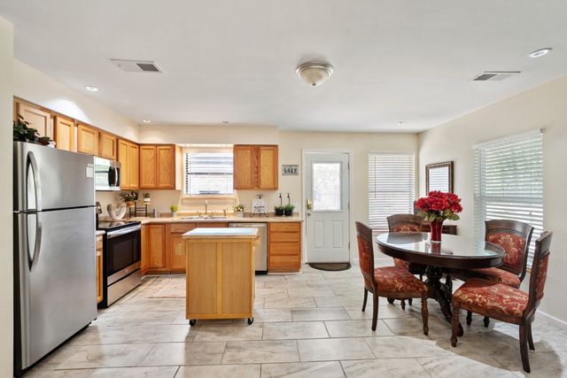 116 E Beachwood Loop, Trinidad, TX 75163