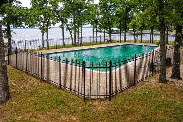 116 E Beachwood Loop, Trinidad, TX 75163
