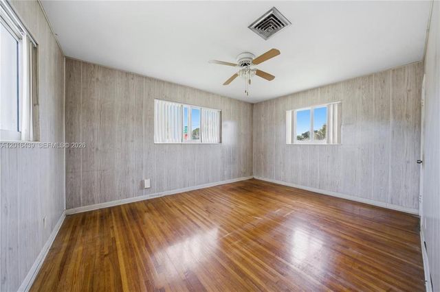 2300 N 57th Terrace, Hollywood, FL 33021