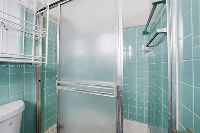 2300 N 57th Terrace, Hollywood, FL 33021