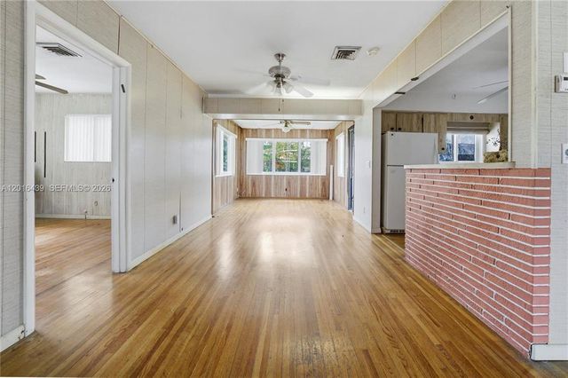 2300 N 57th Terrace, Hollywood, FL 33021