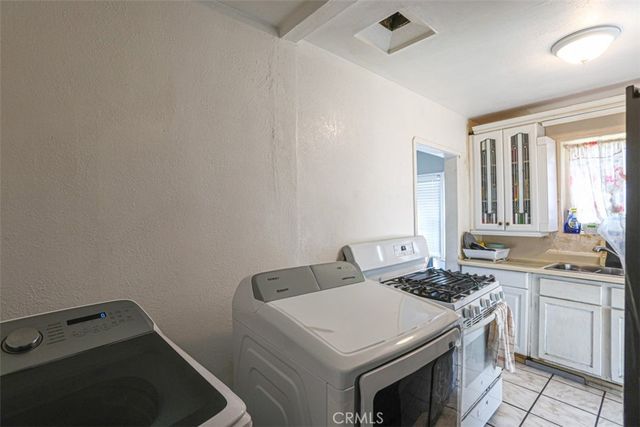 10223 S Grevillea, Inglewood, CA 90304