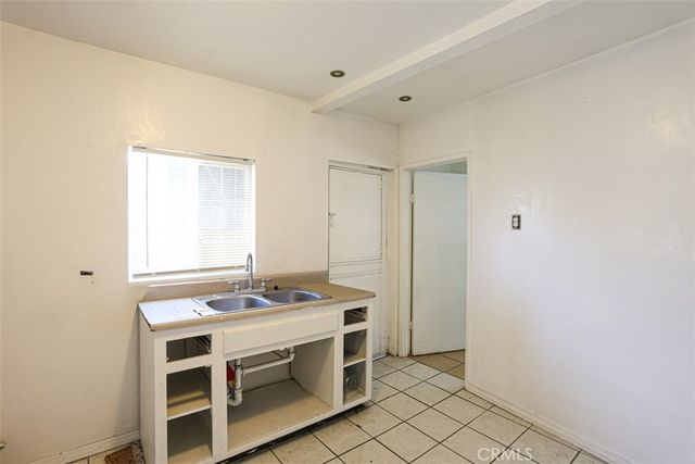 10223 S Grevillea, Inglewood, CA 90304