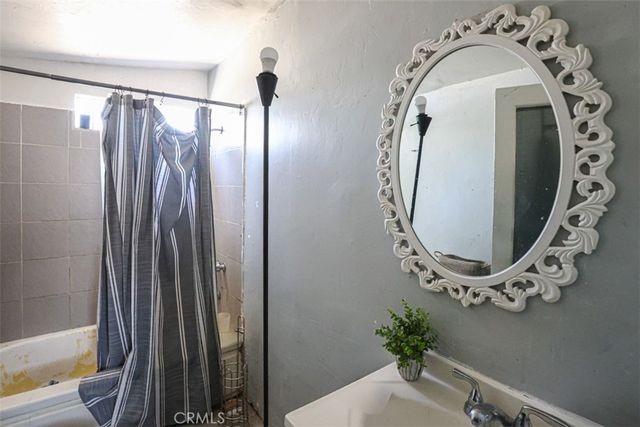 10223 S Grevillea, Inglewood, CA 90304
