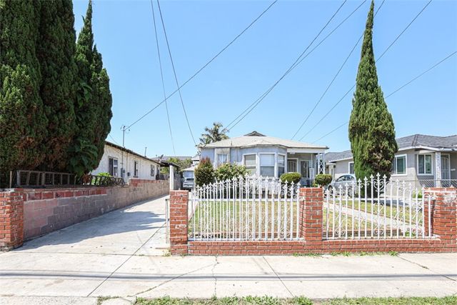 10223 S Grevillea, Inglewood, CA 90304