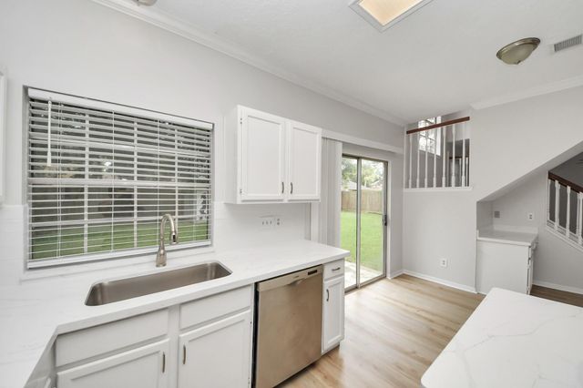 4907 Heritage Plains Drive, Friendswood, TX 77546